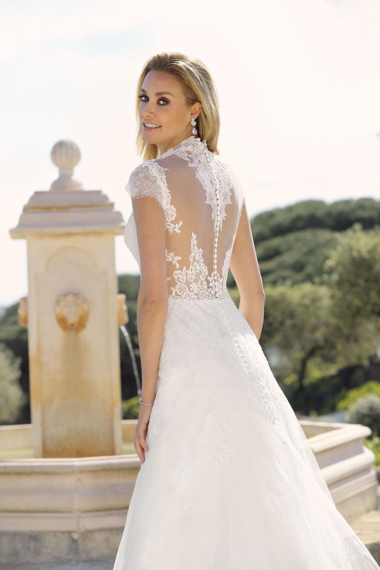 Brautkleider - photo 147