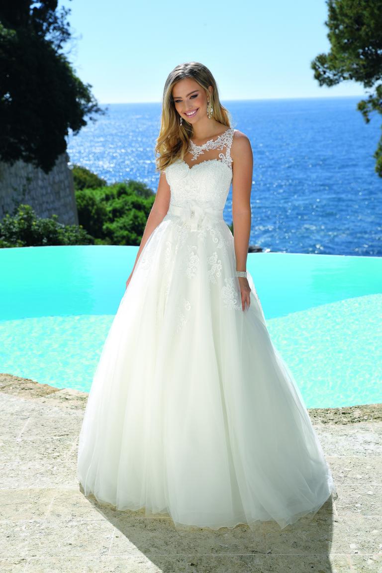 Brautkleider - photo 39